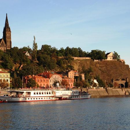 Spa Spa Apartments Vysehrad Praha Bagian luar foto